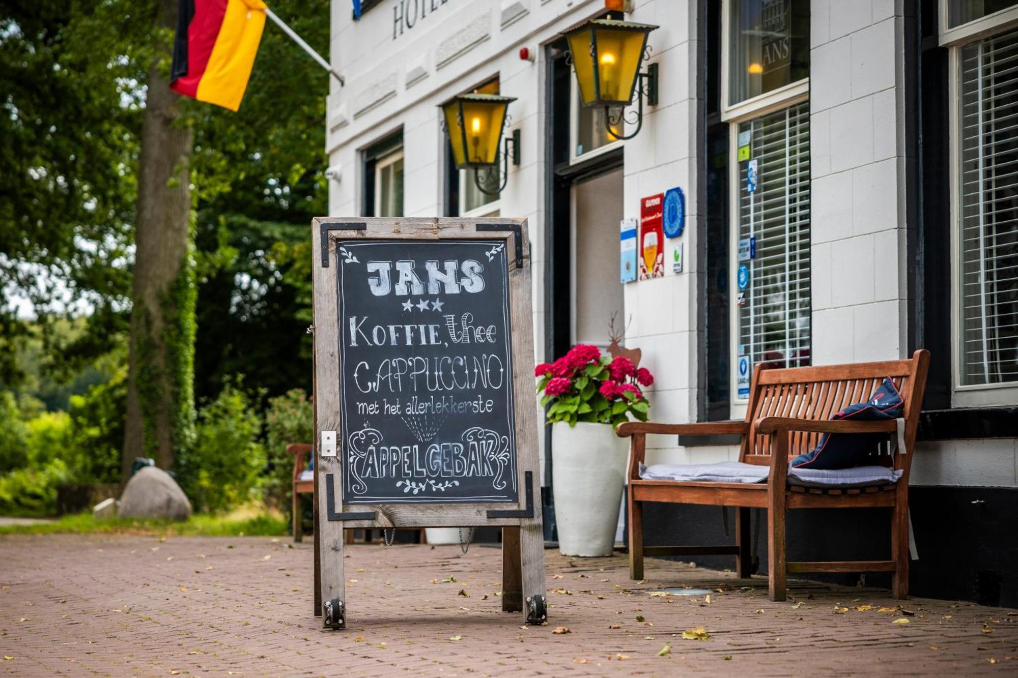 Hotel Jans Rijs Bagian luar foto
