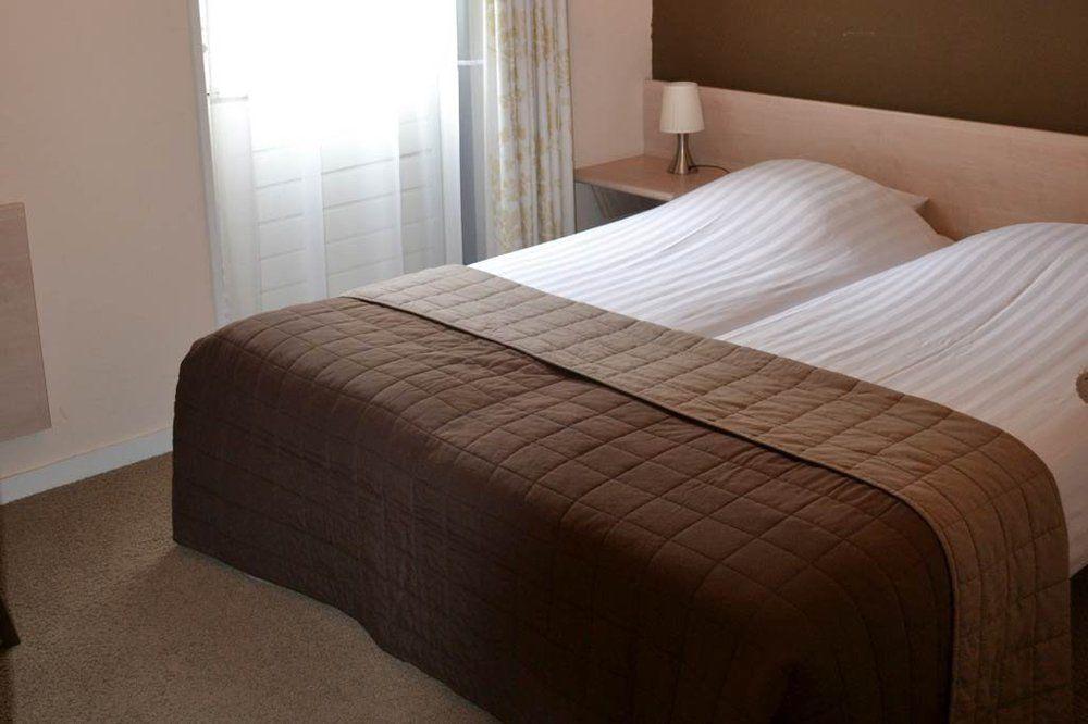Hotel Jans Rijs Bagian luar foto