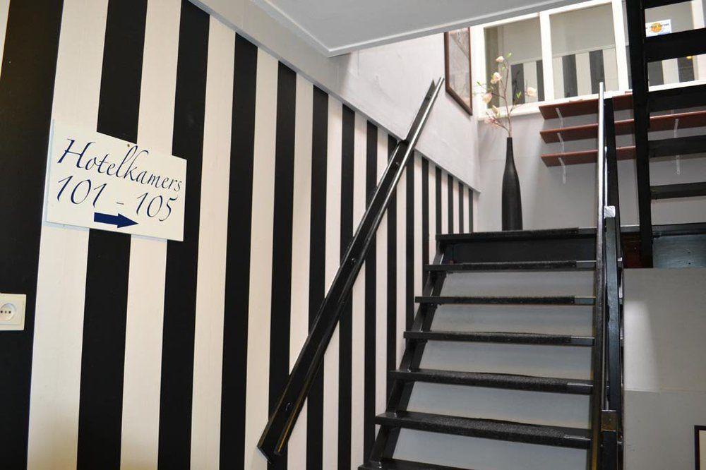 Hotel Jans Rijs Bagian luar foto
